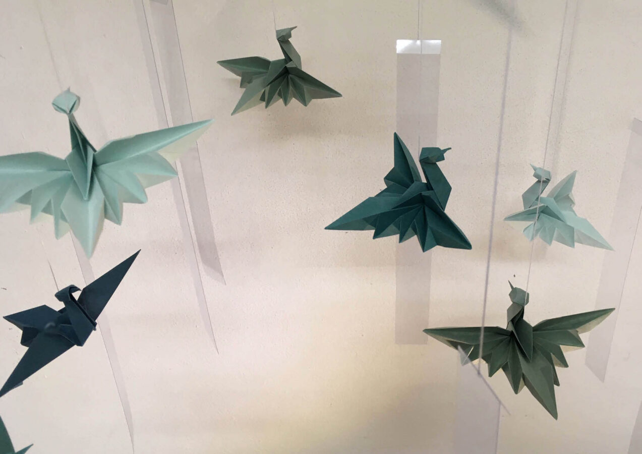 Sabato 12 Aprile
9.30-12.30
CORSO PAPER ARTIST
Installazione mobile con elementi figurativi per ambientazioni e allestimento vetrine