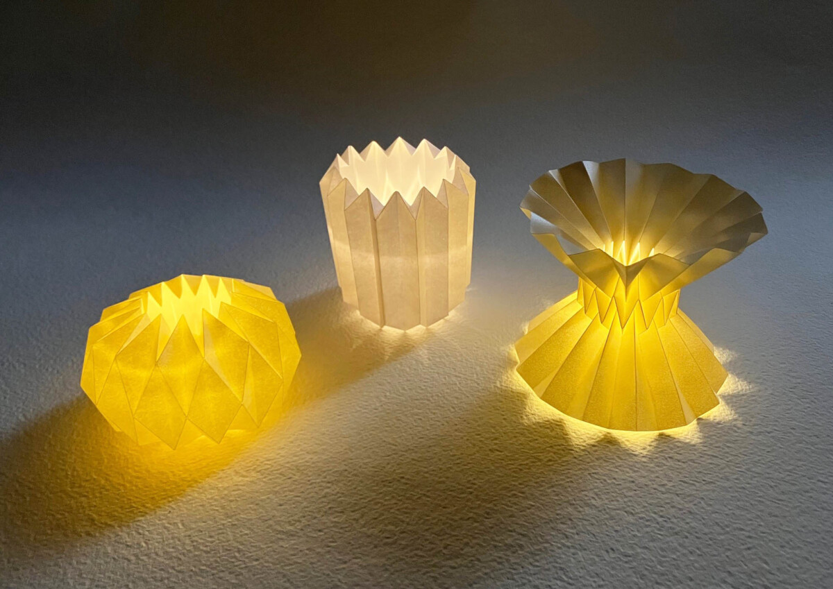 Sabato pomeriggio 29 Novembre o Lunedì sera 1 Dicembre - CORSO origami DESIGN - La tecnica della plissettatura lineare  applicata a piccole lanterne da tavolo