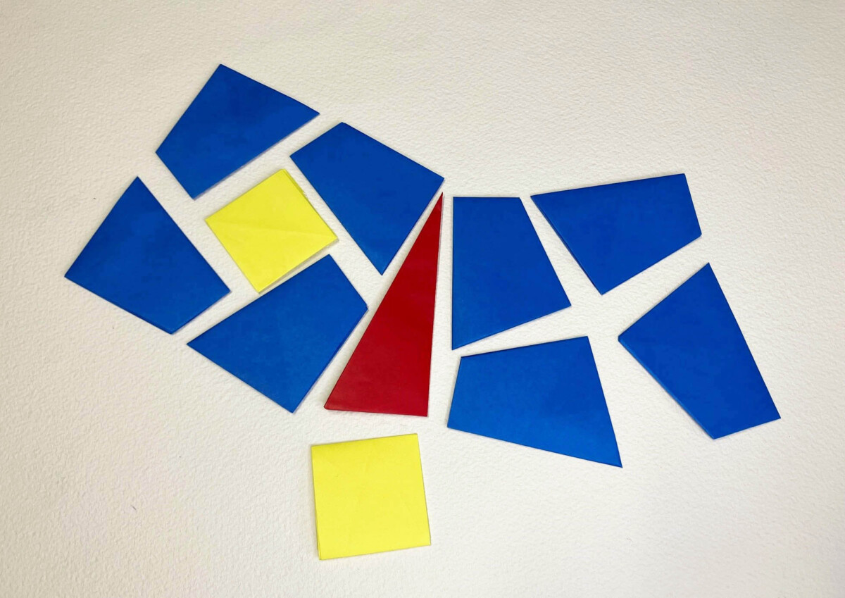 Sabato 11 Gennaio
14.30-17.30
CORSO ORIGAMI DESIGN
Realizzazione di alcuni giochi rompicapo di scomposizione